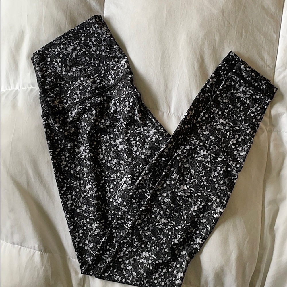 Lululemon wunder unders